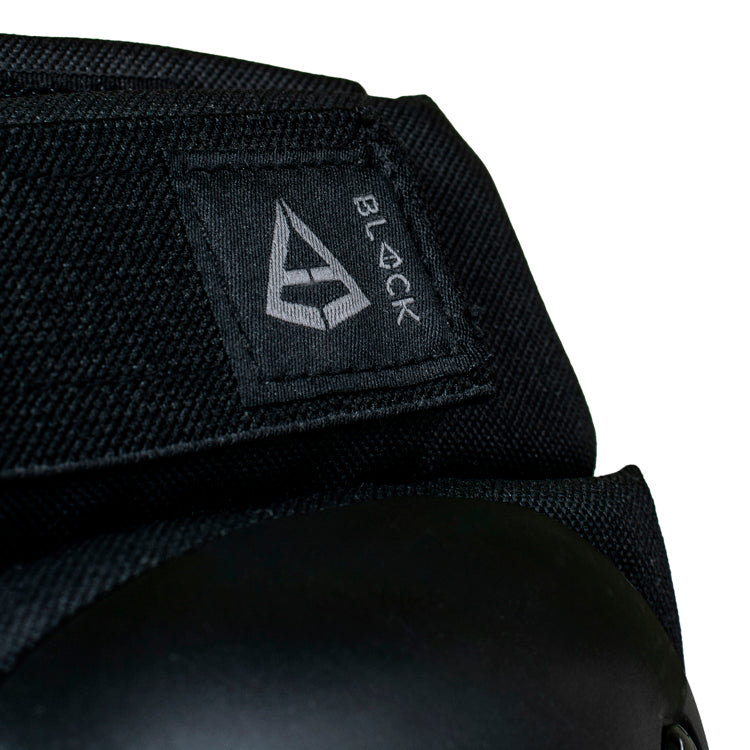 Protecciones para patinar Black Skate